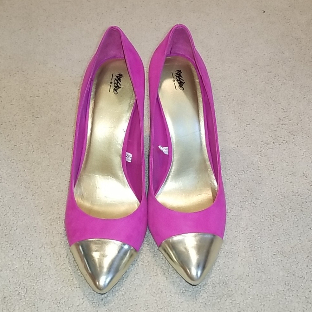 Mossimo pink heels